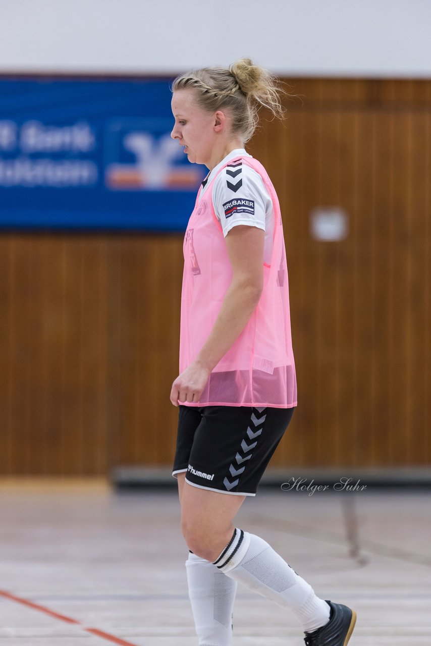 Bild 240 - VR Bank Cup Horst